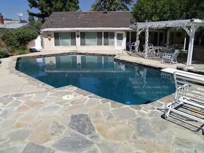 Logo of Cal Coast Pool Construction