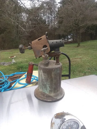 Logo of Clayton & Lambert Mfg. Co.