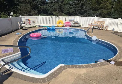 Logo of Deep Blue Pool & Spa