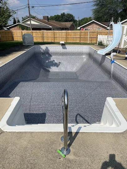 Logo of Discount Pools & Spas