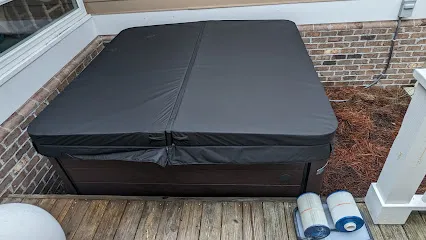 Logo of Hot Tubs & Swim Spas Direct