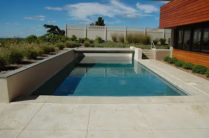 Logo of Islandia Pools Ltd.