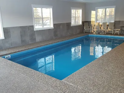 Logo of Leading Edge Pools Inc.