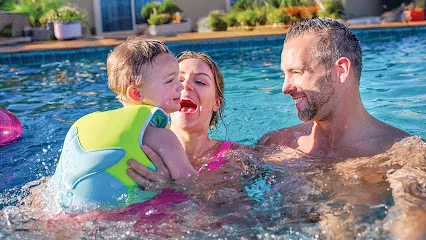 Logo of Leslie's Pro Commercial