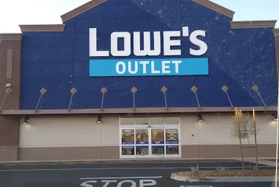 Logo of Lowe’s Outlet Store