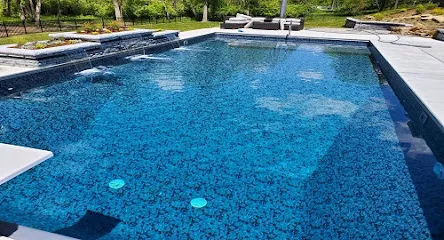 Logo of M & M Pools/Spas