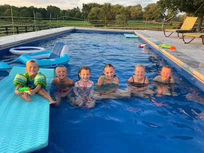 Logo of Paramount Pools Kentucky