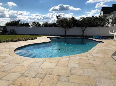 Logo of Pinto's Pools Inc