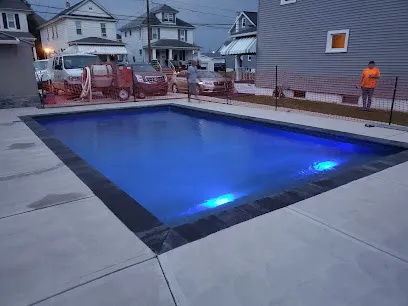 Logo of Splashes Pools and Spas, LLC