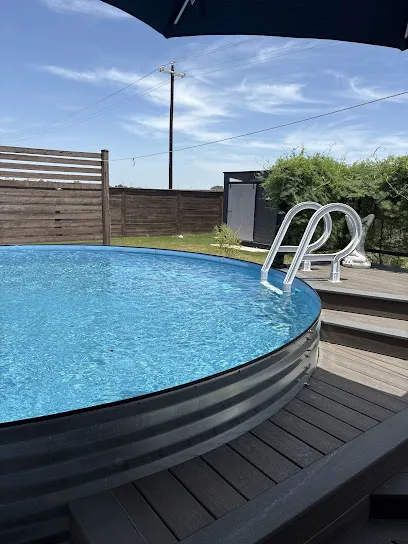 Logo of StainlessSwim Custom Tank Pools