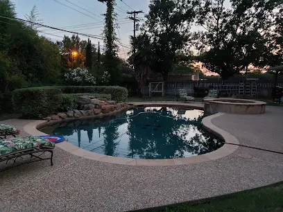 Logo of Supreme Pools