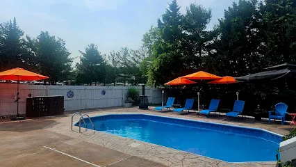 Logo of Swimply - Good Vibes Only