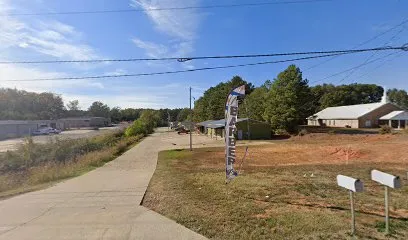 Logo of The Pool Lady in Ruston
