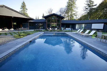 Logo of Water's Edge Pools and Spas